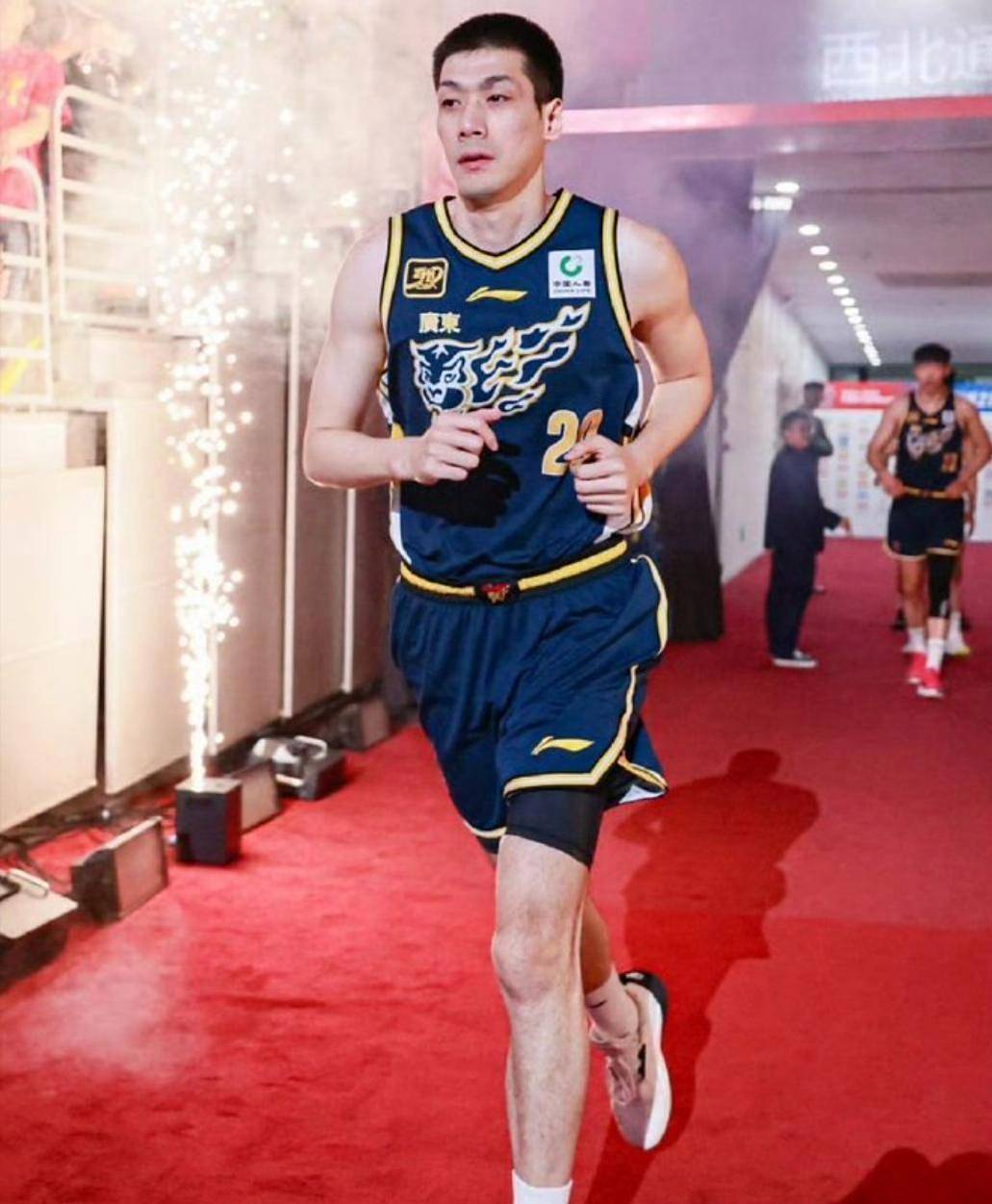 包含替补球员上演绝杀,成为决定胜负关键人物的词条 包含替补球员上演绝杀,成为决定胜负关键人物的词条