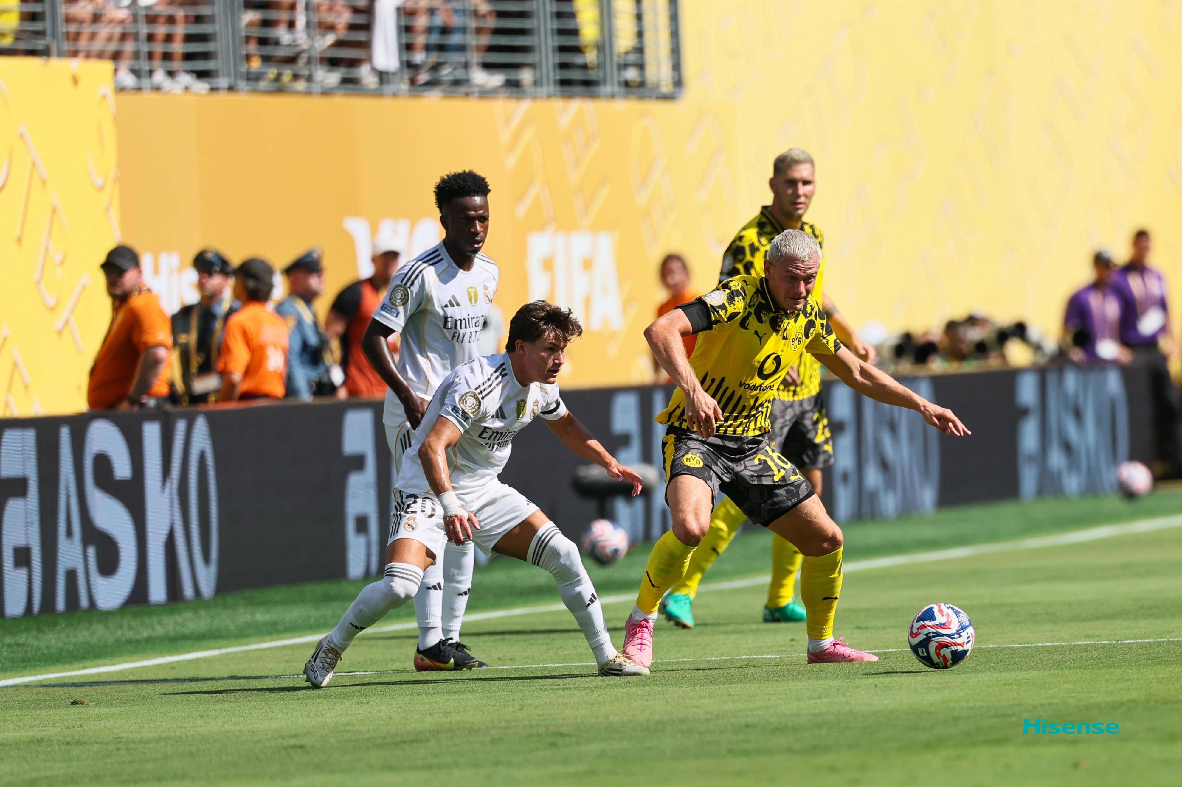 包含罗马大胜多特蒙德,挺进欧冠四强的词条 包含罗马大胜多特蒙德,挺进欧冠四强的词条