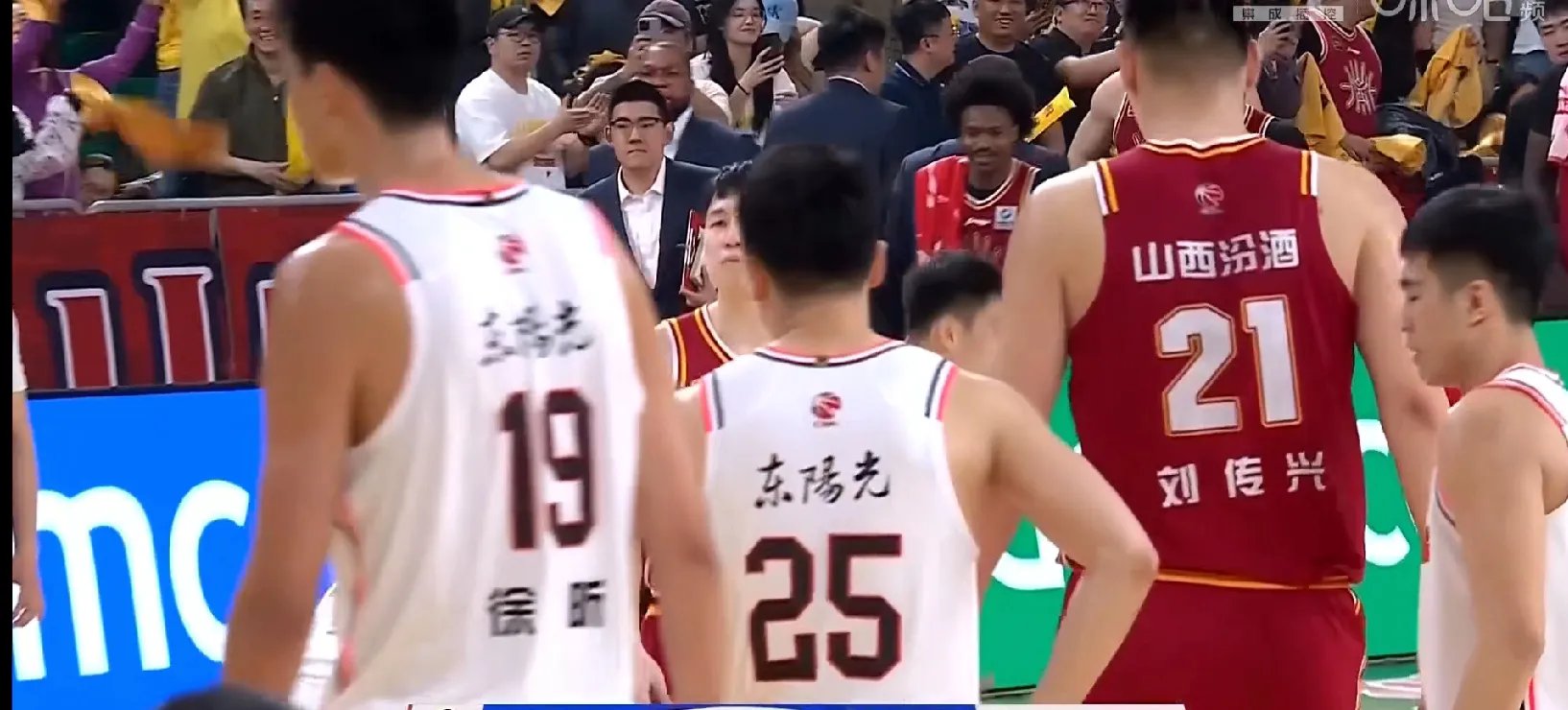 雷火电竞合作-广东队在主场迎战北控，胜出比赛