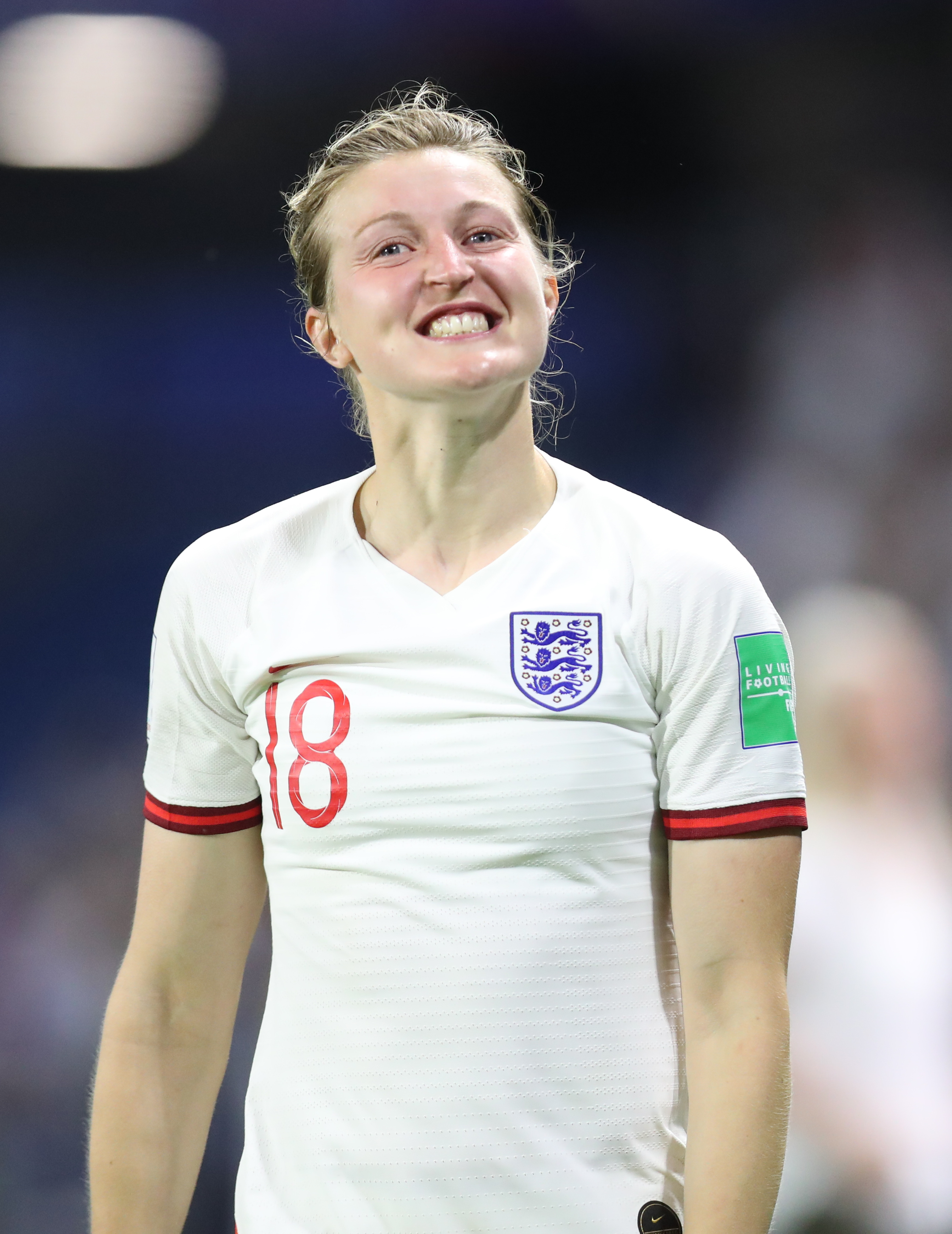 雷火电竞-英格兰女子篮球队被淘汰，表现不尽人意