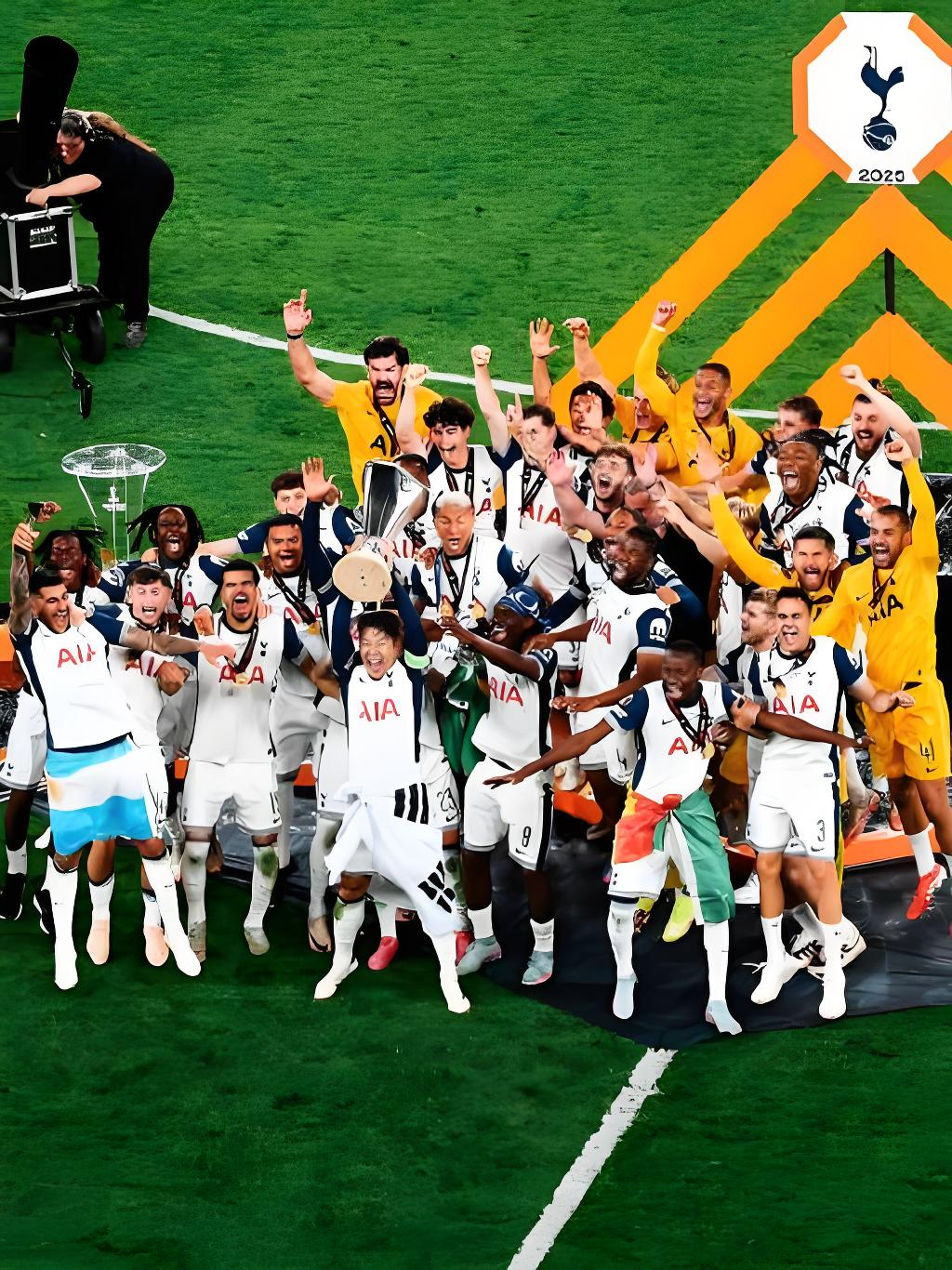 雷火电竞亚洲先驱-全球热议！英超场外八卦引关注