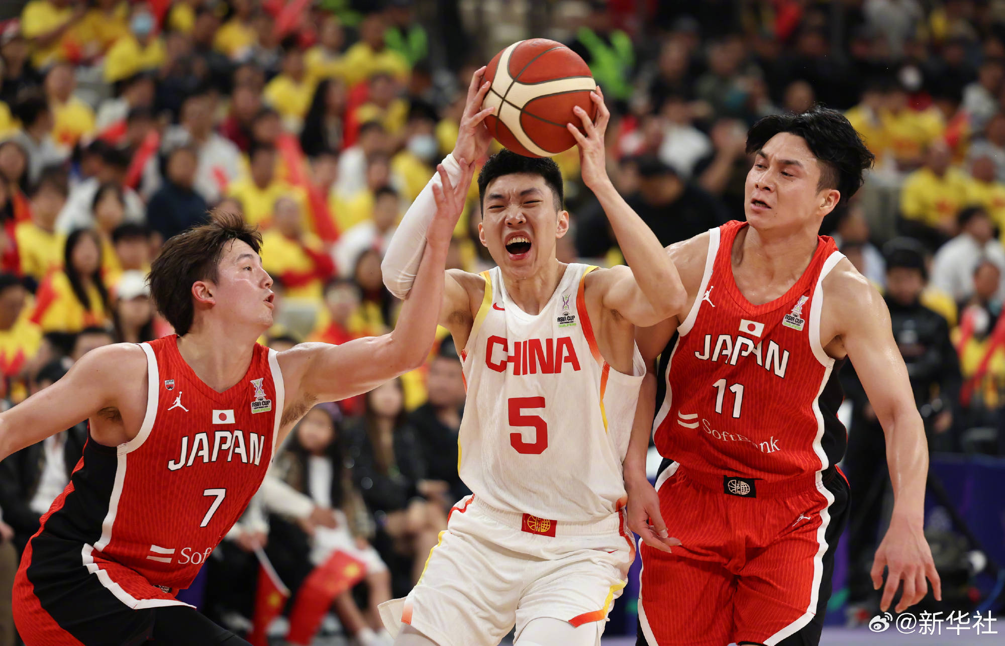 雷火电竞网站-中国队完胜日本队，郑思维扛起全队