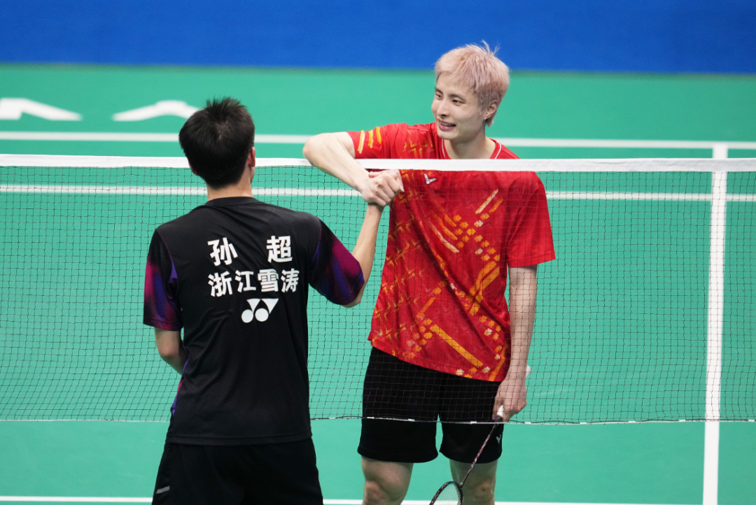 丹麦队鏖战印度队,石宇奇关键制胜 丹麦队鏖战印度队,石宇奇关键制胜