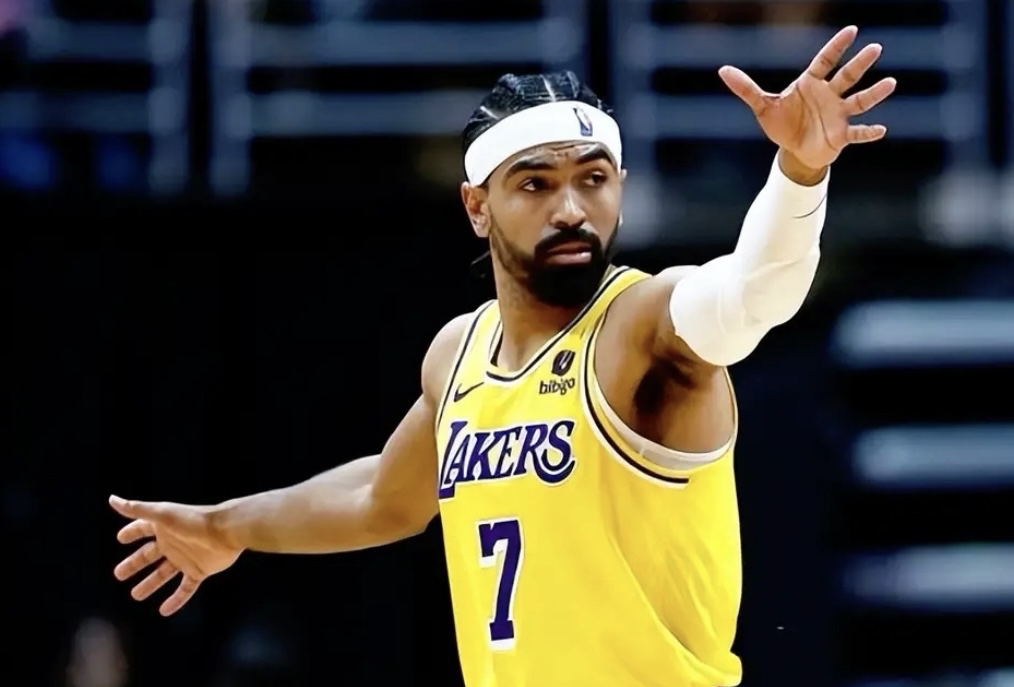 四川队险胜湖人，易建联刷新纪录