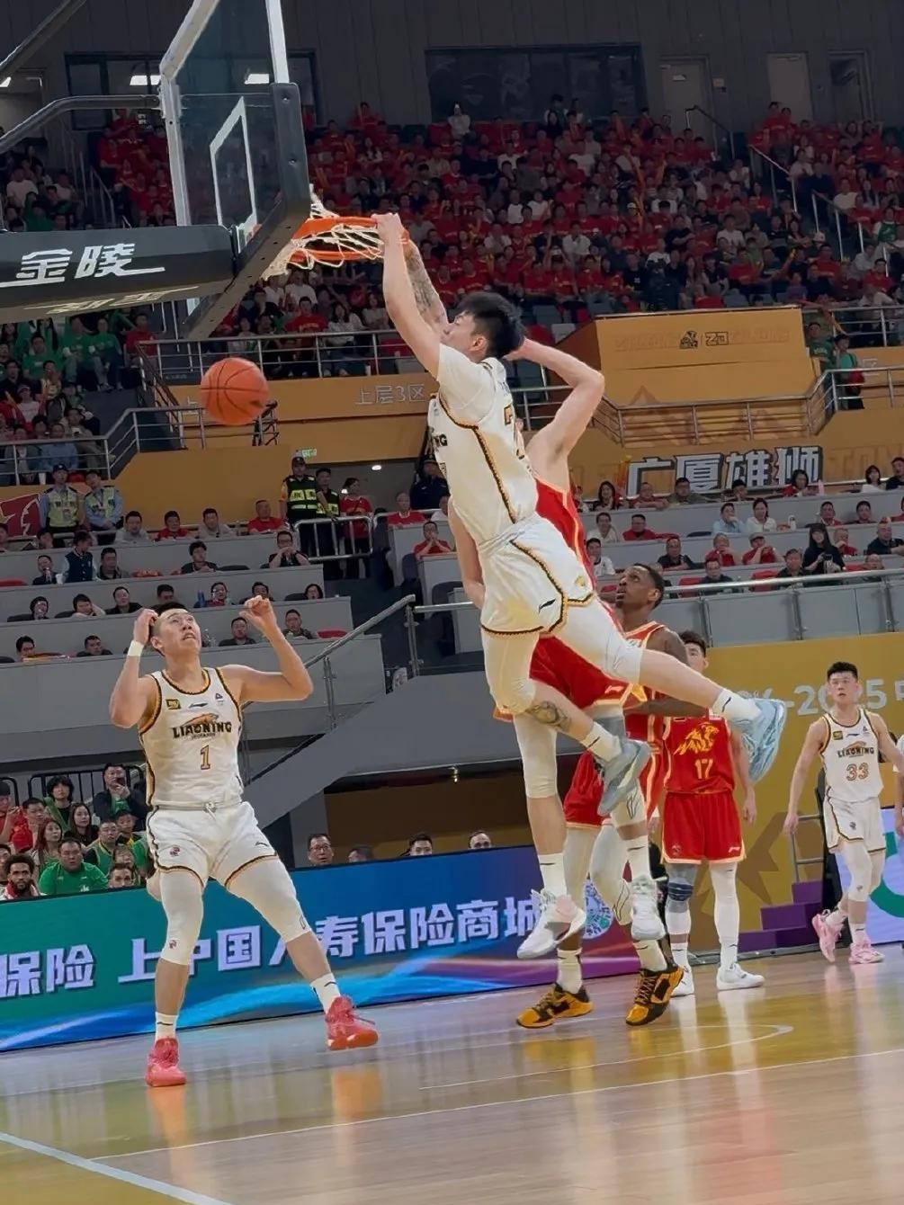 吉林队碾压猛龙，张镇麟惊艳四座