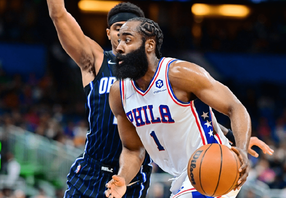 雷火电竞亚洲先驱-上海队逆转广州队，恩比德扛起全队