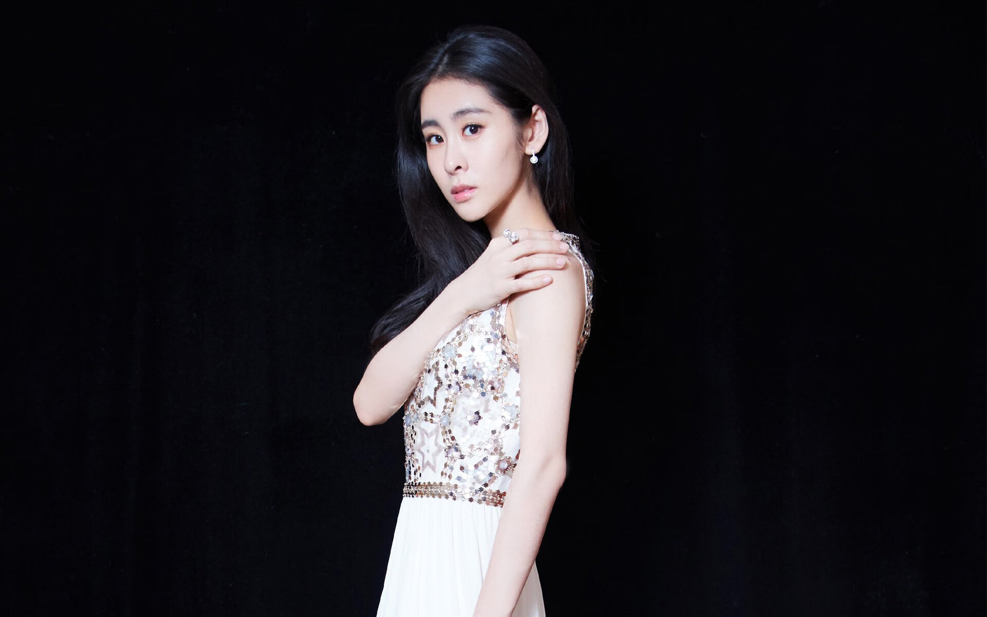 当山西的拼劲撞上公牛的犄角，莫兰特用冠军级表现定义险胜