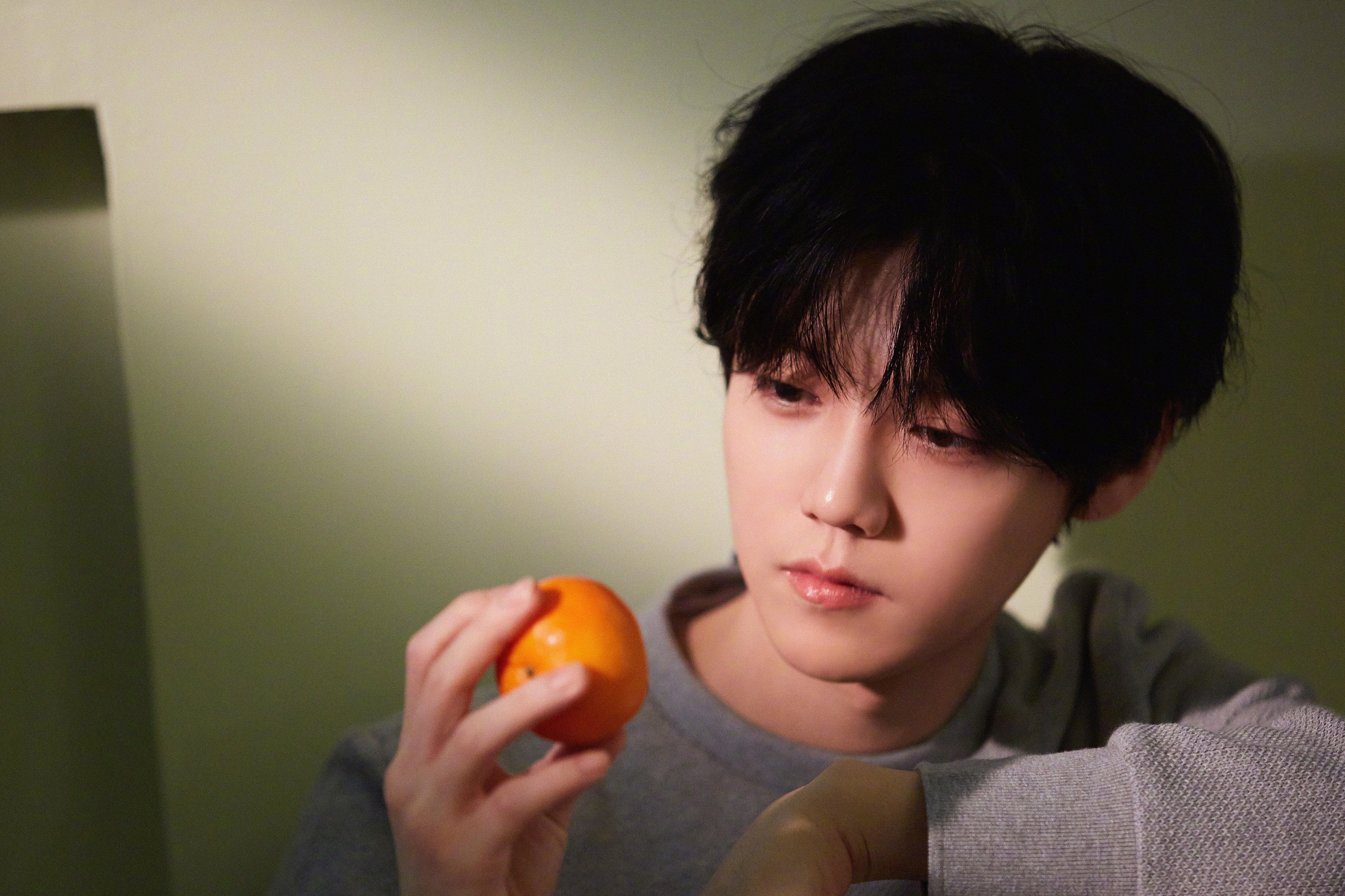 NBA总决赛之夜，跨界赞美哈登哈弗茨，他证明，舞台越大，高光越为足球圣子而亮